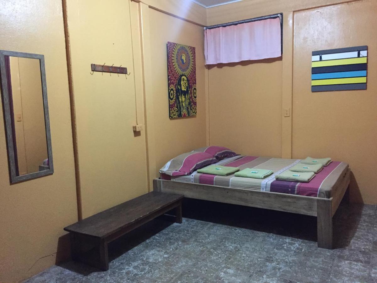 Hotel One Love Puerto Viejo Puerto Viejo de Talamanca Dış mekan fotoğraf