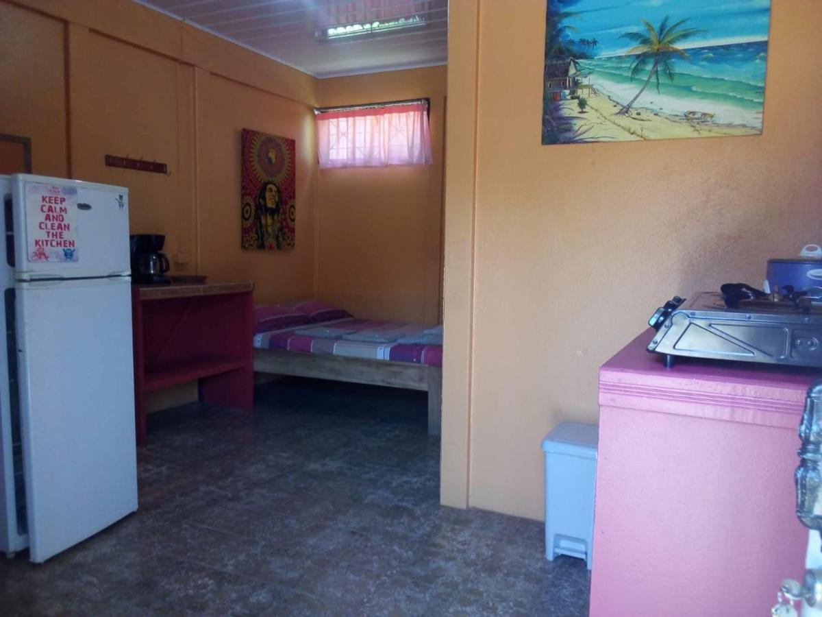Hotel One Love Puerto Viejo Puerto Viejo de Talamanca Dış mekan fotoğraf