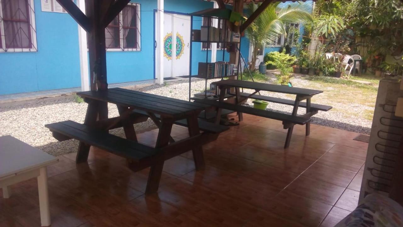 Hotel One Love Puerto Viejo Puerto Viejo de Talamanca Dış mekan fotoğraf