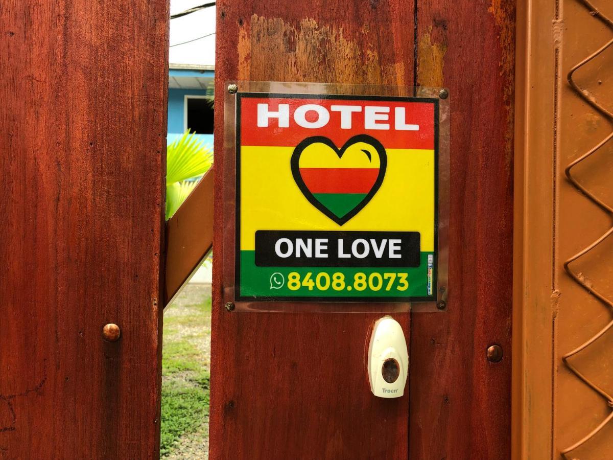 Hotel One Love Puerto Viejo Puerto Viejo de Talamanca Dış mekan fotoğraf